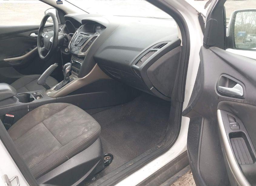 Photo 5 of 2012 Ford Focus SEL (VIN 1FAHP3M22CL206425)