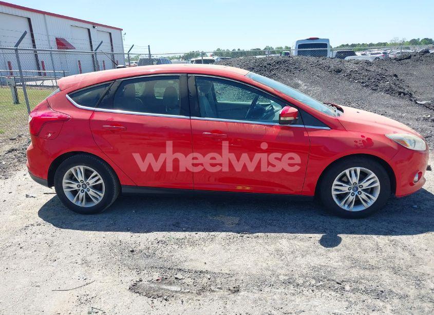 Photo 16 of 2012 Ford Focus SEL (VIN 1FAHP3M22CL213780)