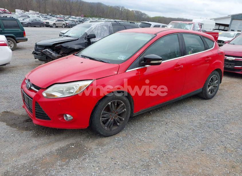 Photo 2 of 2012 Ford Focus SEL (VIN 1FAHP3M22CL307464)