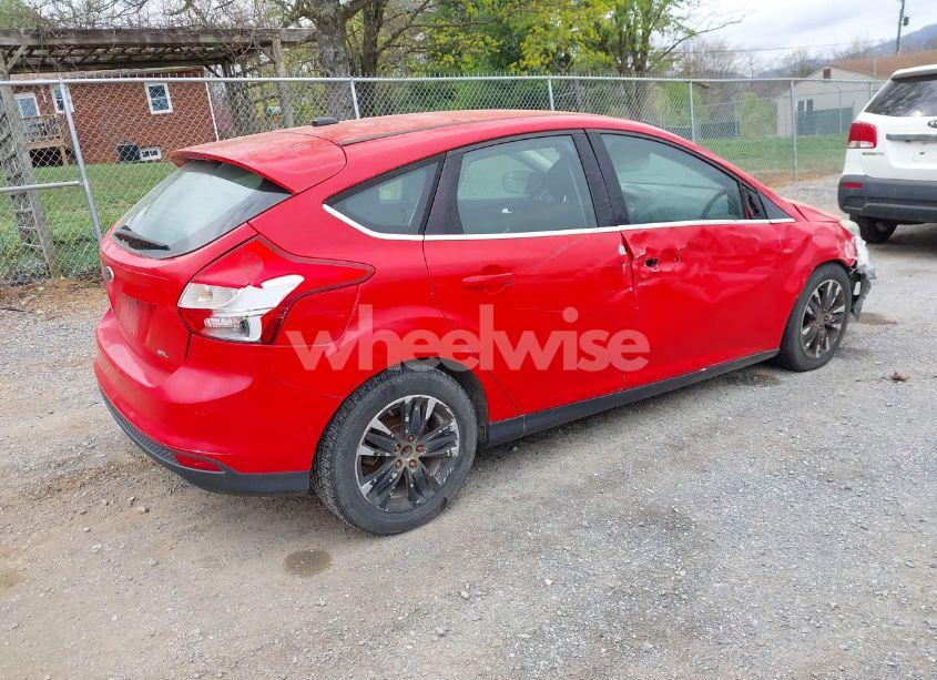 Photo 4 of 2012 Ford Focus SEL (VIN 1FAHP3M22CL307464)