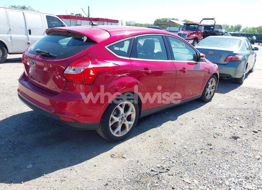 Photo 4 of 2012 Ford Focus SEL (VIN 1FAHP3M22CL335913)