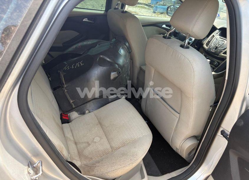 Photo 7 of 2012 Ford Focus SEL (VIN 1FAHP3M22CL370905)