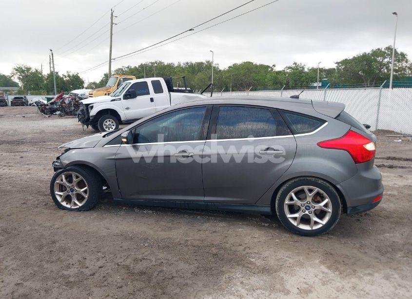 Photo 15 of 2012 Ford Focus SEL (VIN 1FAHP3M22CL413574)