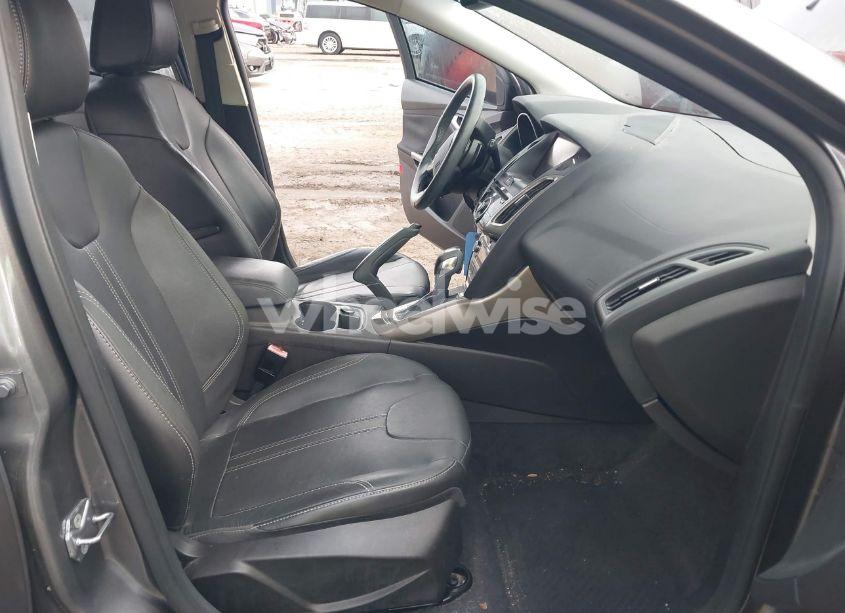 Photo 5 of 2012 Ford Focus SEL (VIN 1FAHP3M22CL413574)