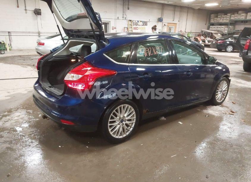Photo 4 of 2012 Ford Focus SEL (VIN 1FAHP3M23CL137776)