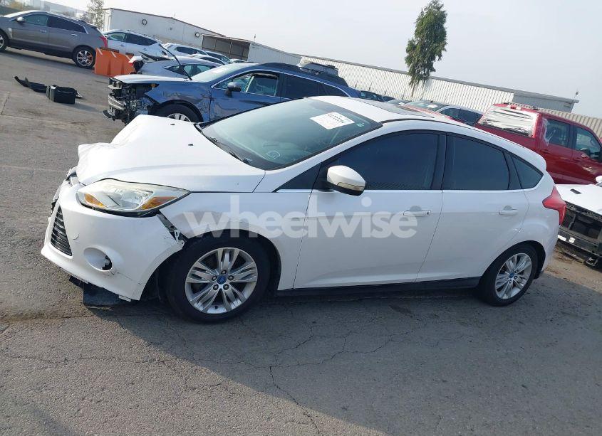 Photo 14 of 2012 Ford Focus SEL (VIN 1FAHP3M23CL245413)