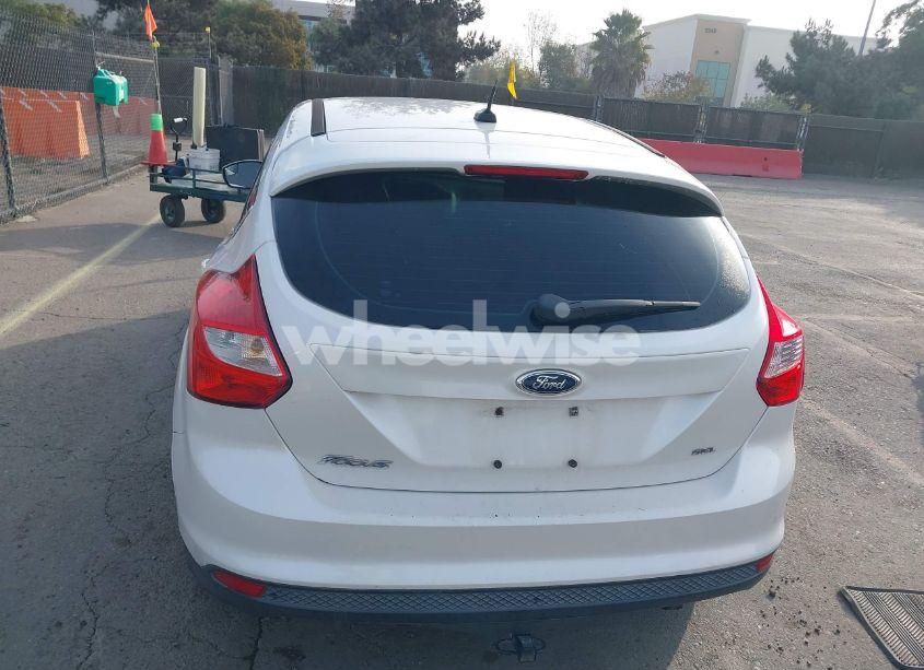 Photo 16 of 2012 Ford Focus SEL (VIN 1FAHP3M23CL245413)