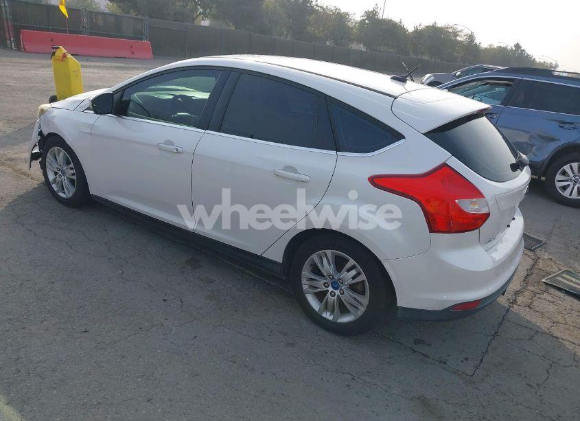 Photo 3 of 2012 Ford Focus SEL (VIN 1FAHP3M23CL245413)