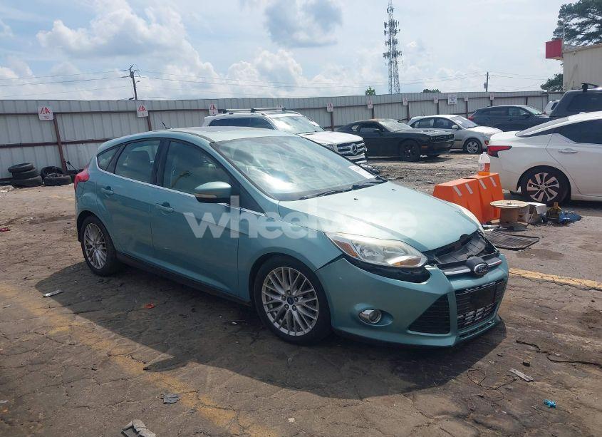 2012 Ford Focus SEL (VIN 1FAHP3M23CL274765) main photo