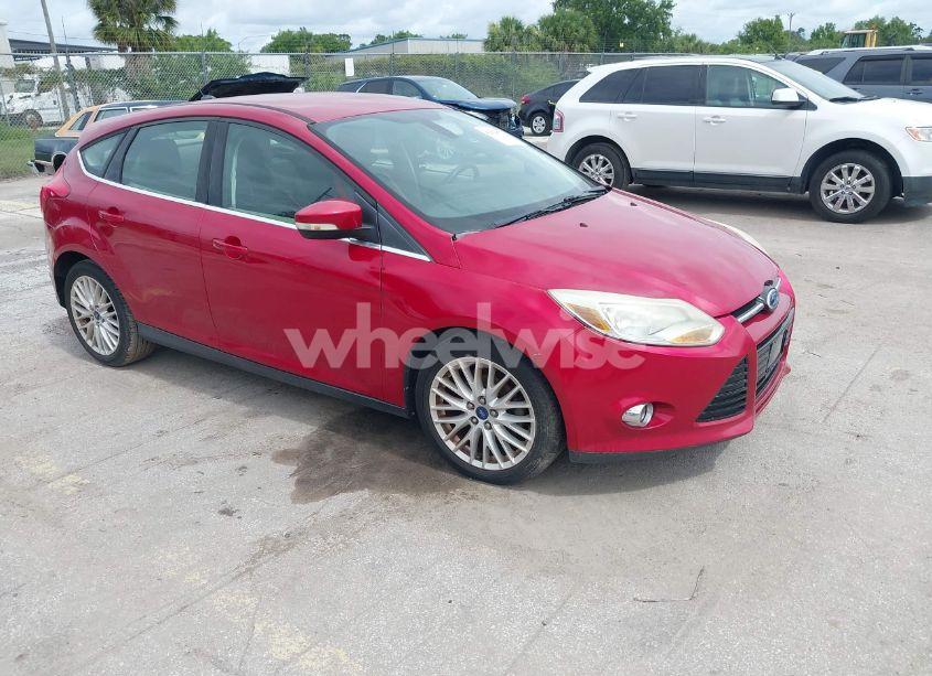 2012 Ford Focus SEL (VIN 1FAHP3M24CL242536) main photo