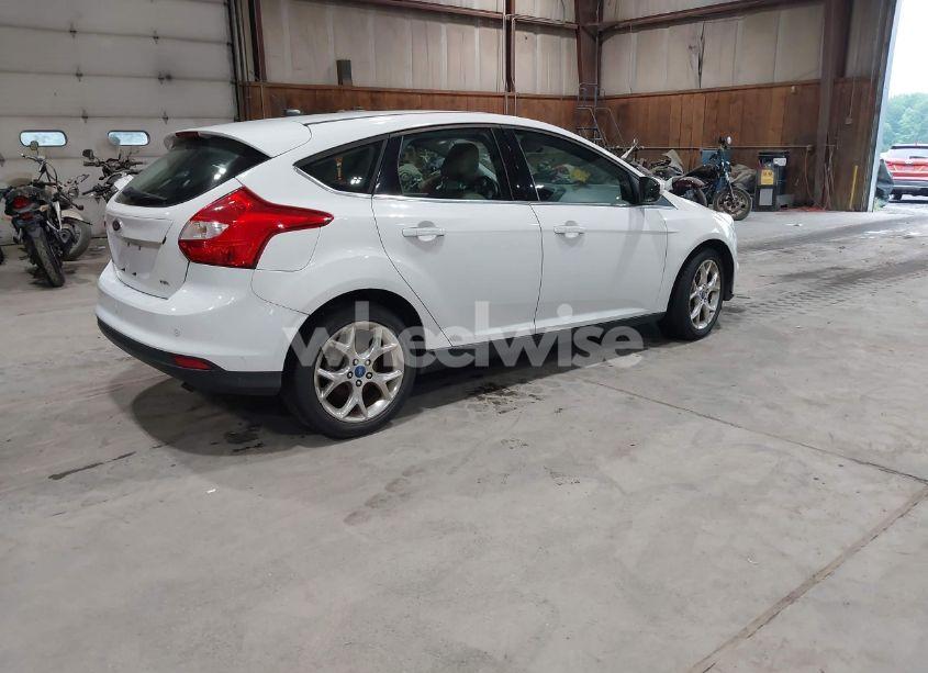 Photo 4 of 2012 Ford Focus SEL (VIN 1FAHP3M24CL351739)