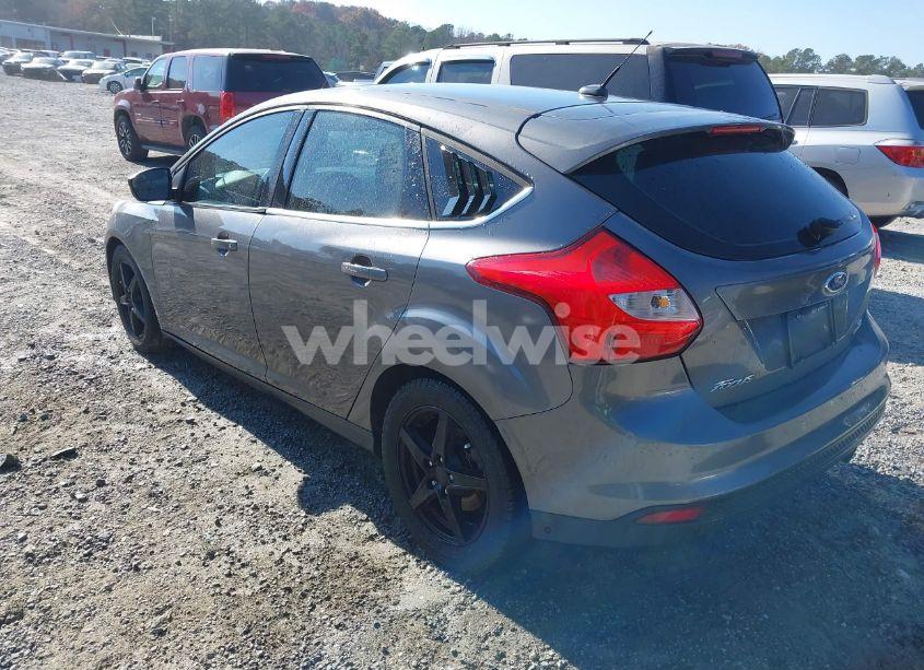 Photo 3 of 2012 Ford Focus SEL (VIN 1FAHP3M24CL374423)