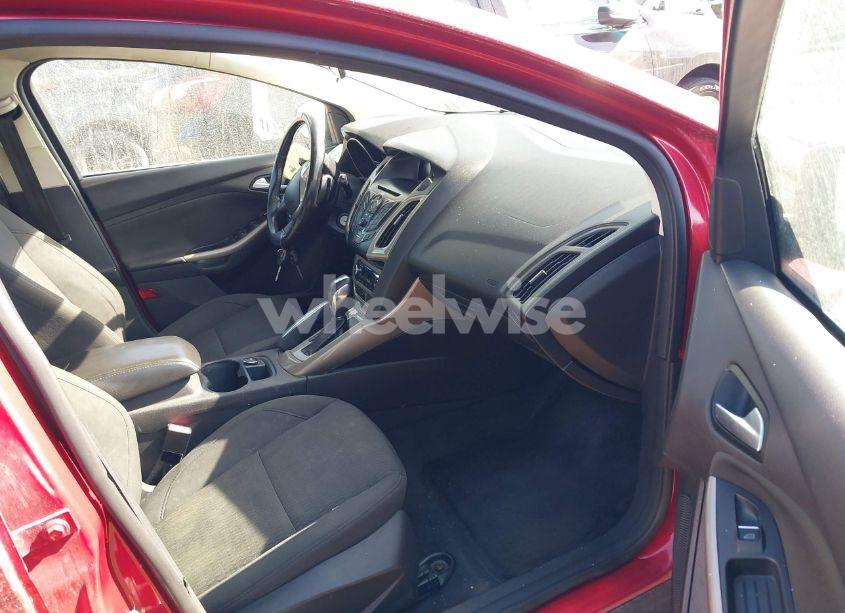 Photo 5 of 2012 Ford Focus SEL (VIN 1FAHP3M24CL437777)