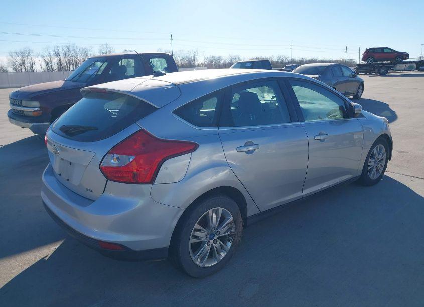 Photo 4 of 2012 Ford Focus SEL (VIN 1FAHP3M25CL131719)