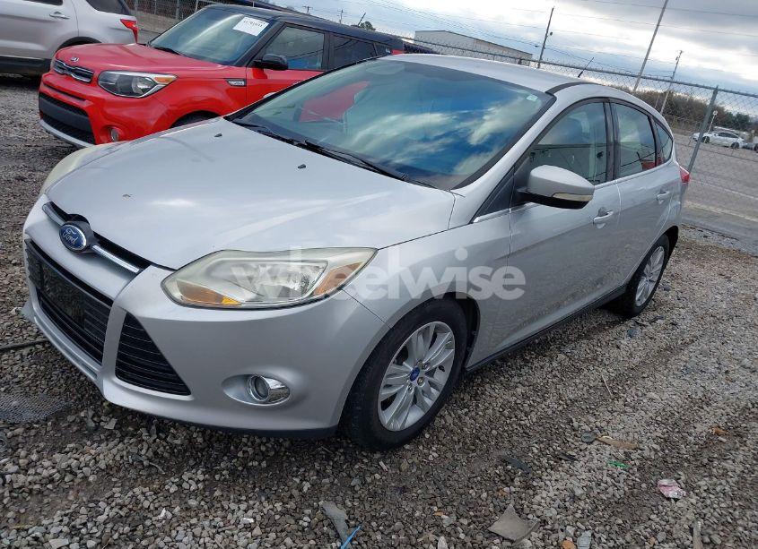 Photo 2 of 2012 Ford Focus SEL (VIN 1FAHP3M25CL164526)