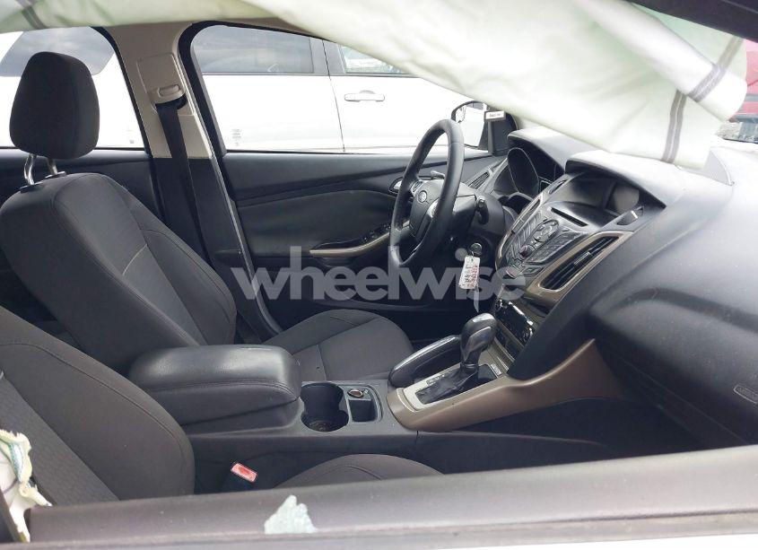 Photo 5 of 2012 Ford Focus SEL (VIN 1FAHP3M25CL164526)