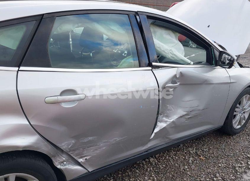 Photo 6 of 2012 Ford Focus SEL (VIN 1FAHP3M25CL164526)