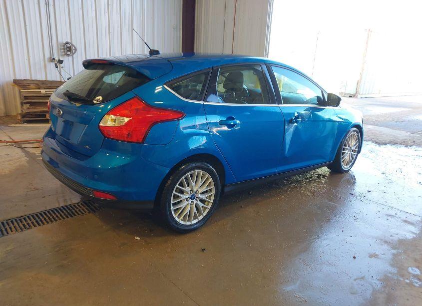 Photo 4 of 2012 Ford Focus SEL (VIN 1FAHP3M25CL222389)