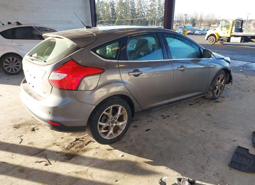 Photo 4 of 2012 Ford Focus SEL (VIN 1FAHP3M25CL222831)
