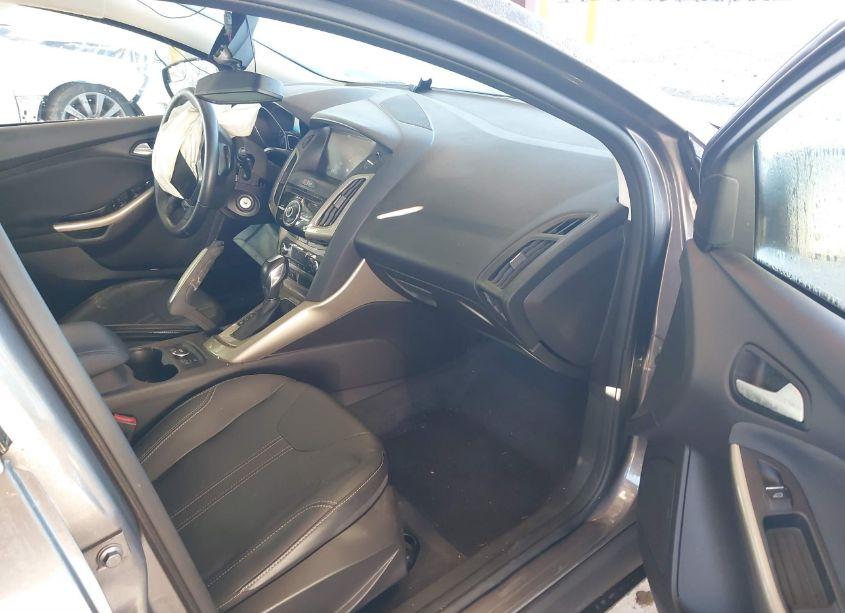 Photo 5 of 2012 Ford Focus SEL (VIN 1FAHP3M25CL222831)