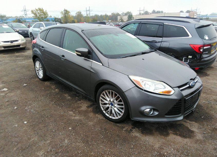 2012 Ford Focus SEL (VIN 1FAHP3M25CL224207) main photo