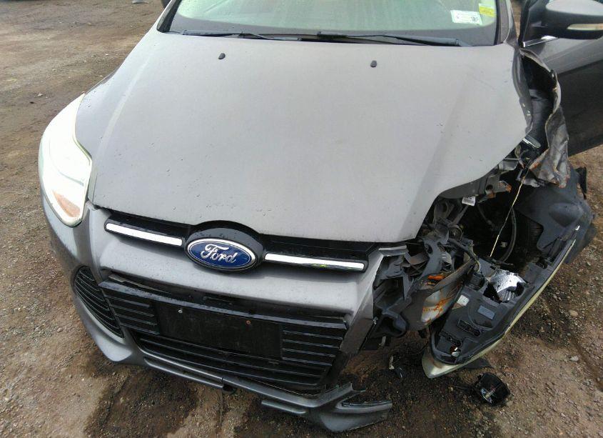 Photo 10 of 2012 Ford Focus SEL (VIN 1FAHP3M25CL224207)