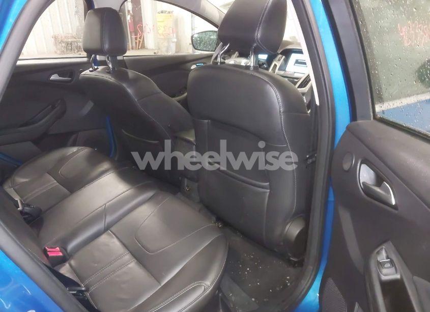Photo 8 of 2012 Ford Focus SEL (VIN 1FAHP3M25CL281555)
