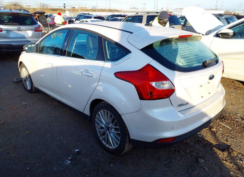 Photo 3 of 2012 Ford Focus SEL (VIN 1FAHP3M25CL303375)