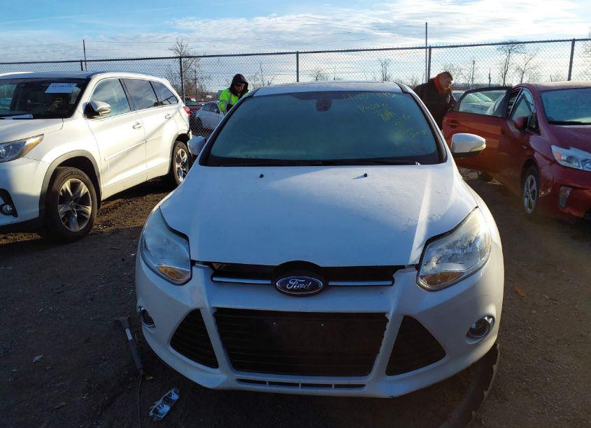 Photo 6 of 2012 Ford Focus SEL (VIN 1FAHP3M25CL303375)