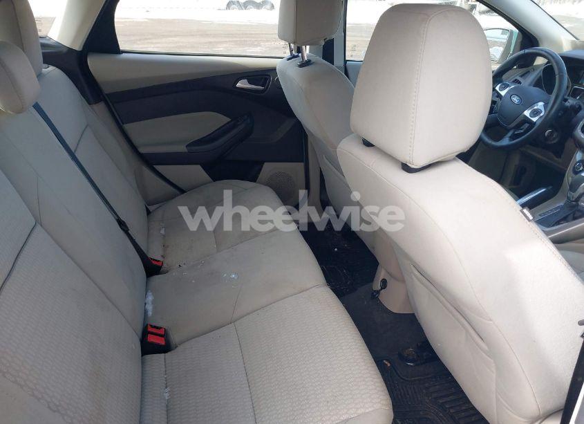 Photo 8 of 2012 Ford Focus SEL (VIN 1FAHP3M25CL419076)