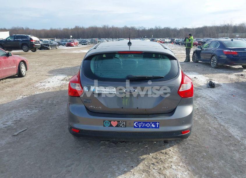 Photo 16 of 2012 Ford Focus SEL (VIN 1FAHP3M26CL283458)