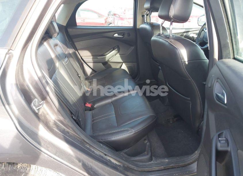 Photo 8 of 2012 Ford Focus SEL (VIN 1FAHP3M26CL283458)