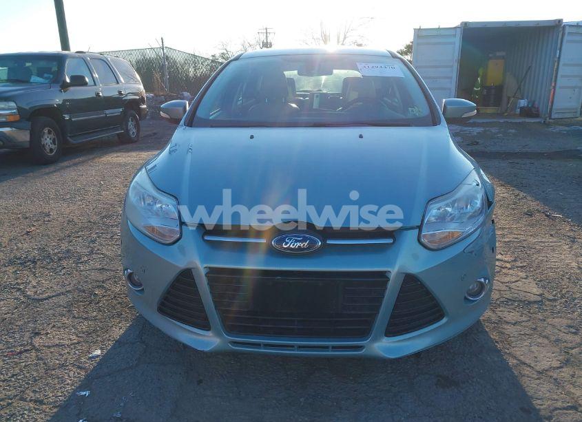 Photo 12 of 2012 Ford Focus SEL (VIN 1FAHP3M26CL420463)