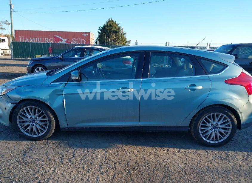 Photo 14 of 2012 Ford Focus SEL (VIN 1FAHP3M26CL420463)