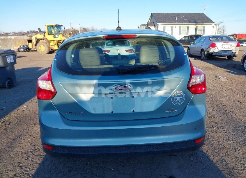 Photo 16 of 2012 Ford Focus SEL (VIN 1FAHP3M26CL420463)