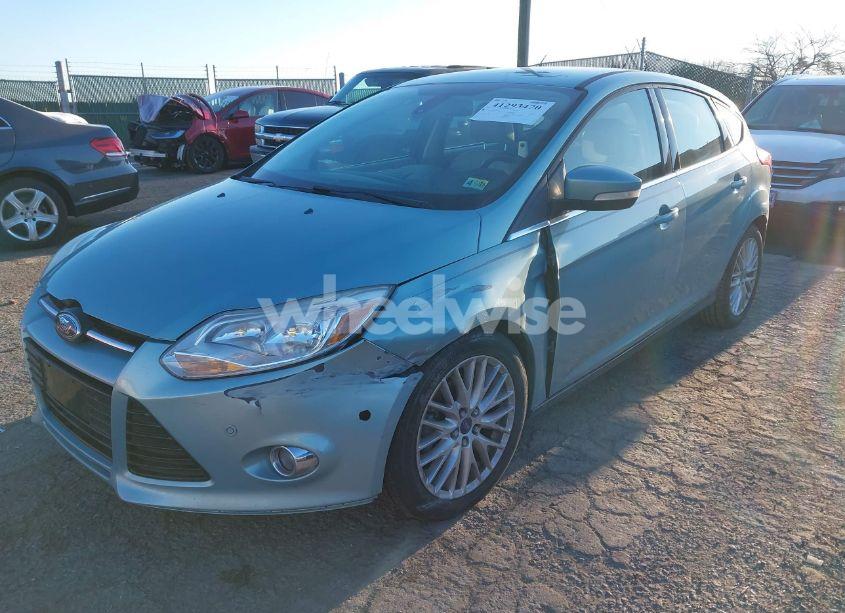 Photo 2 of 2012 Ford Focus SEL (VIN 1FAHP3M26CL420463)