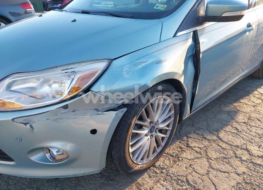Photo 6 of 2012 Ford Focus SEL (VIN 1FAHP3M26CL420463)