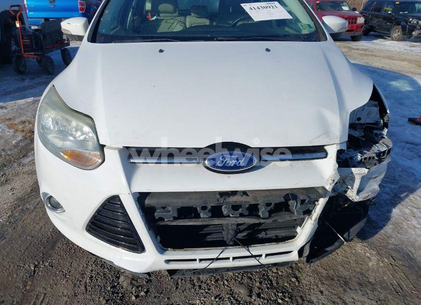 Photo 17 of 2012 Ford Focus SEL (VIN 1FAHP3M26CL462907)