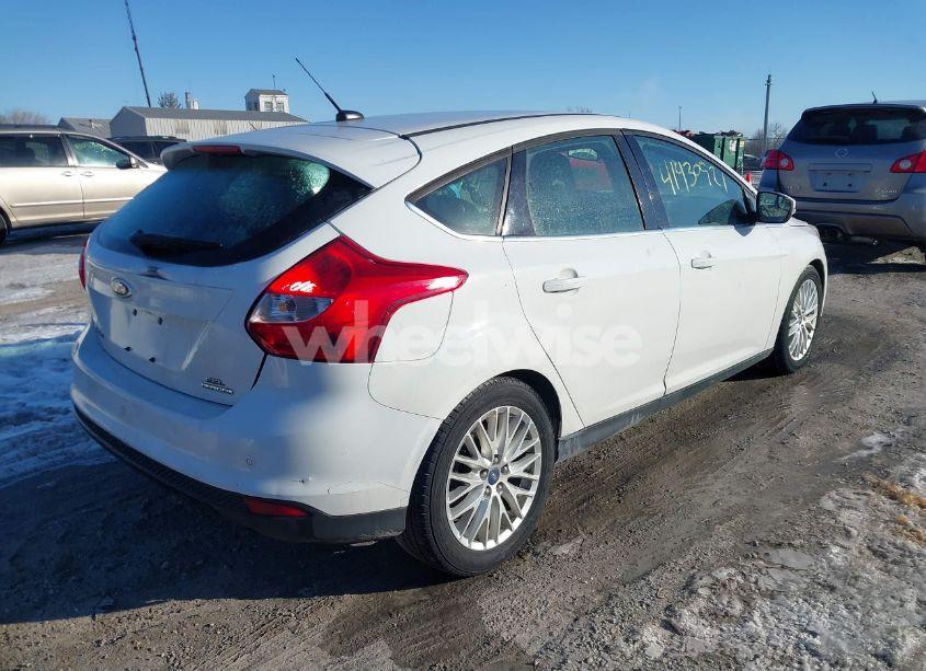 Photo 4 of 2012 Ford Focus SEL (VIN 1FAHP3M26CL462907)