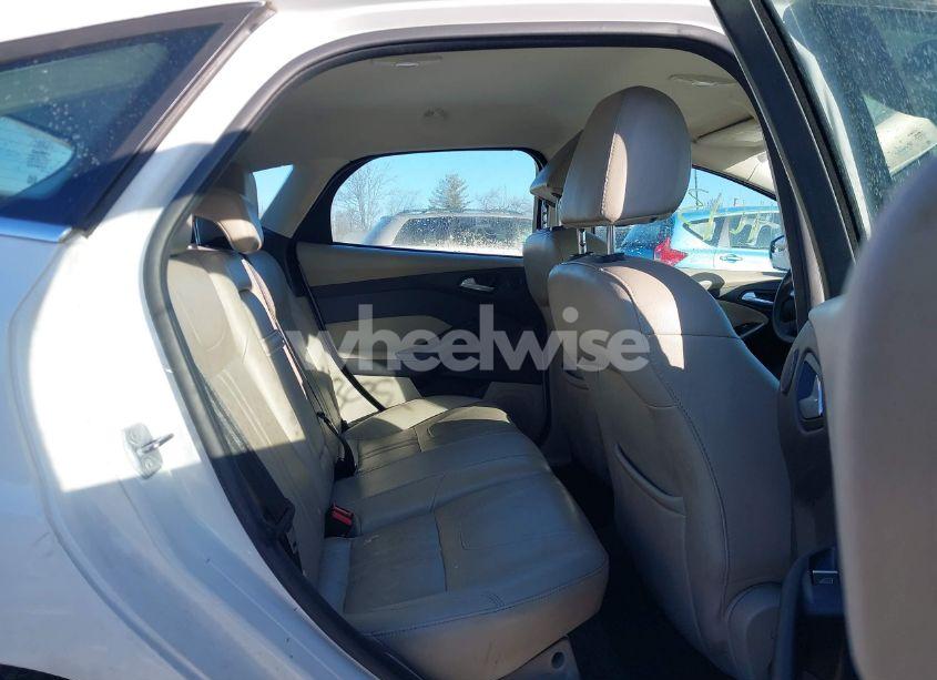 Photo 8 of 2012 Ford Focus SEL (VIN 1FAHP3M26CL462907)