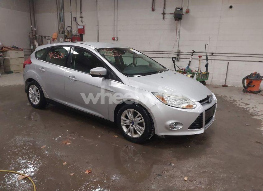 2012 Ford Focus SEL (VIN 1FAHP3M27CL200734) main photo