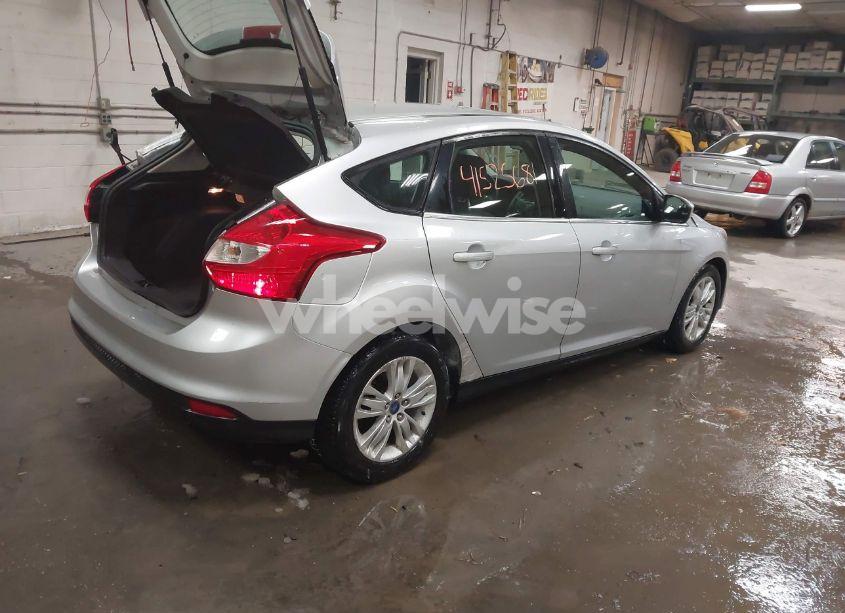 Photo 4 of 2012 Ford Focus SEL (VIN 1FAHP3M27CL200734)