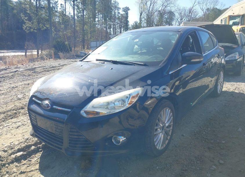 Photo 2 of 2012 Ford Focus SEL (VIN 1FAHP3M27CL219431)