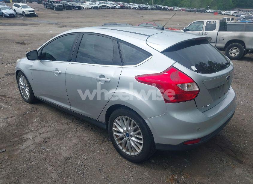 Photo 3 of 2012 Ford Focus SEL (VIN 1FAHP3M27CL282576)