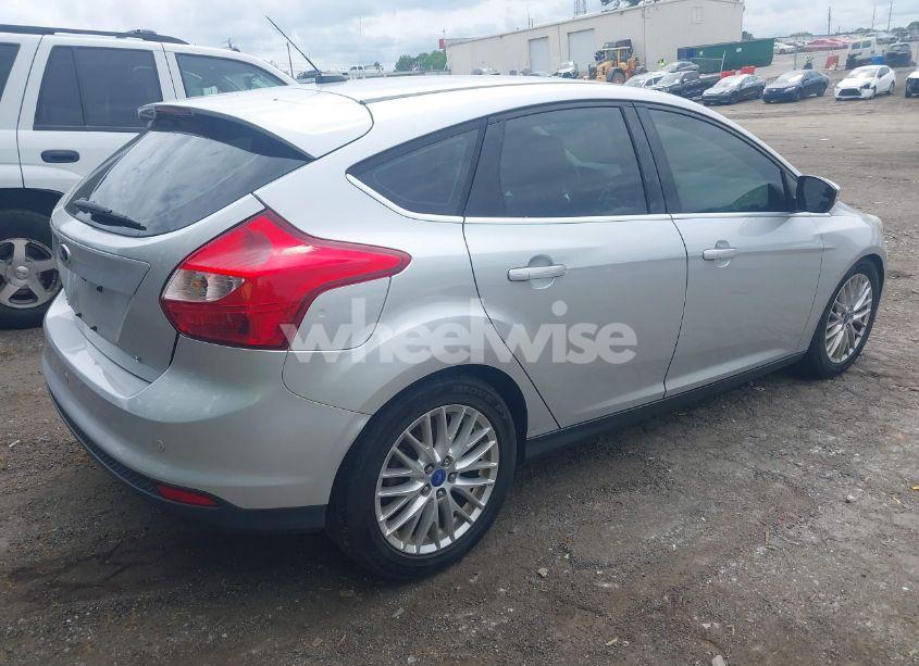 Photo 4 of 2012 Ford Focus SEL (VIN 1FAHP3M27CL282576)