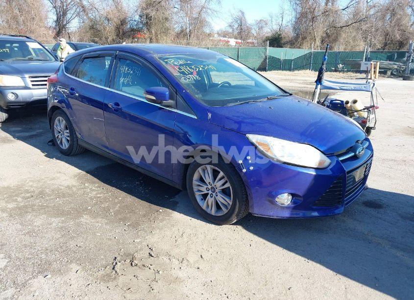 2012 Ford Focus SEL (VIN 1FAHP3M27CL331579) main photo