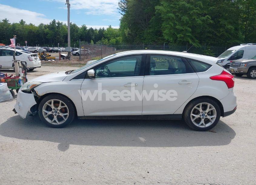Photo 12 of 2012 Ford Focus SEL (VIN 1FAHP3M27CL353002)
