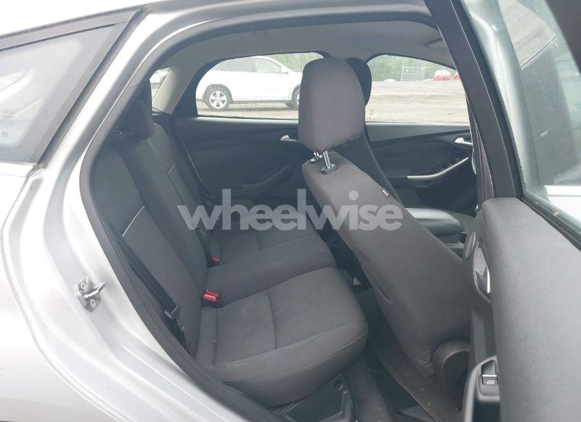 Photo 8 of 2012 Ford Focus SEL (VIN 1FAHP3M27CL405213)