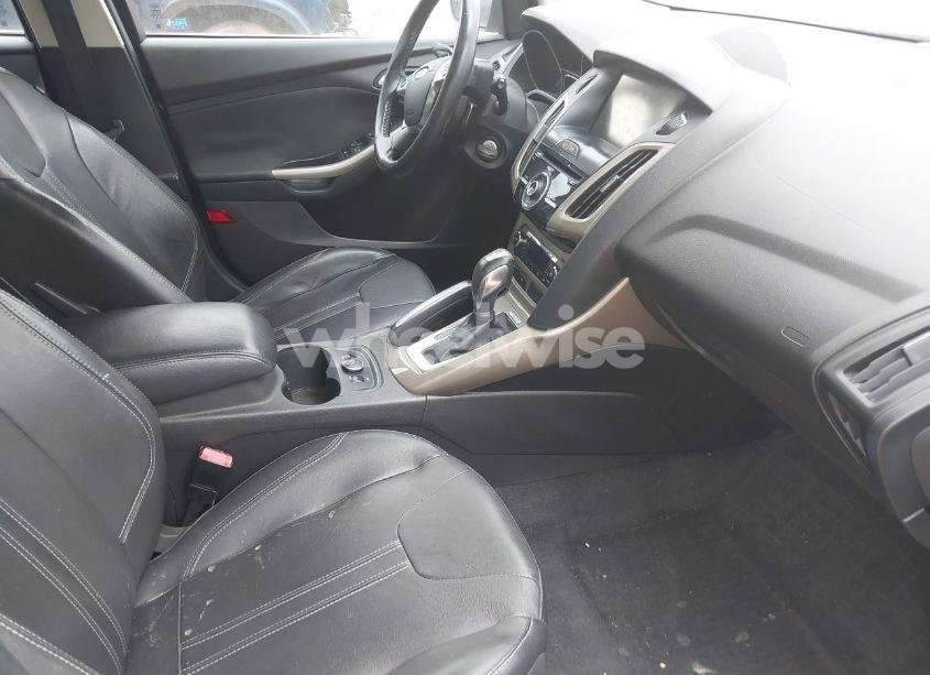 Photo 5 of 2012 Ford Focus SEL (VIN 1FAHP3M27CL409245)