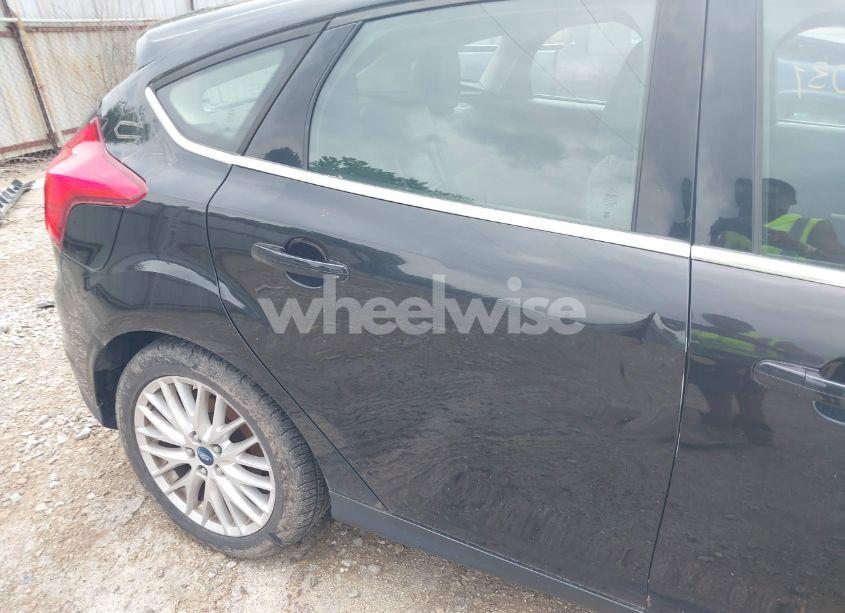 Photo 6 of 2012 Ford Focus SEL (VIN 1FAHP3M27CL409245)